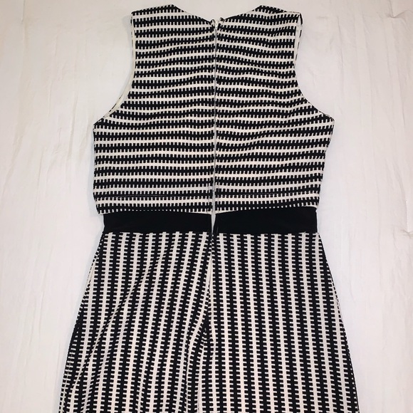 BISOU BISOU Women’s Black & White Tight Dress - Picture 8 of 8